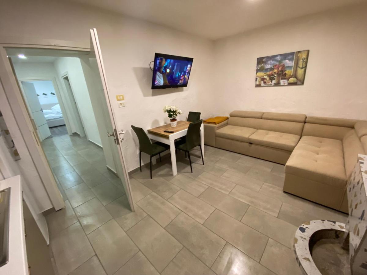 Maison Bellevue - 2 Bdrm Villa In Borsh Beach Luaran gambar